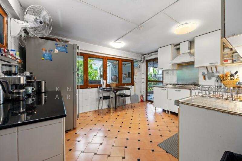 House in Sukhumvit, Bangkok, Phra Kanong, Khlong Toei, Bangkok, 5 Bedrooms, 550 sqm, Single Detached House For Sale, by Knight Frank Chartered (Thailand) Co.,Ltd, 60183777 - DDproperty.com