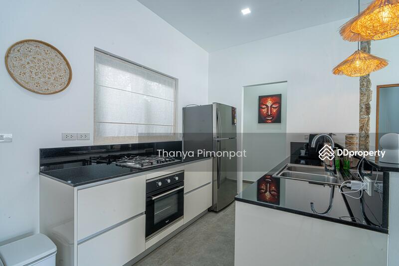 For Sale - Luxury 4-Bedroom Modern Pool Villa for Sale in Lamai, Surat Thani