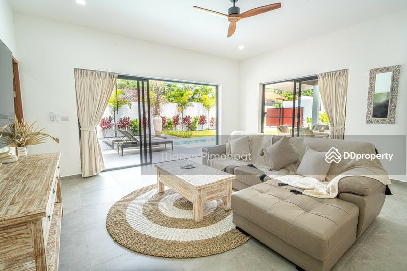 For Sale - Luxury 4-Bedroom Modern Pool Villa for Sale in Lamai, Surat Thani