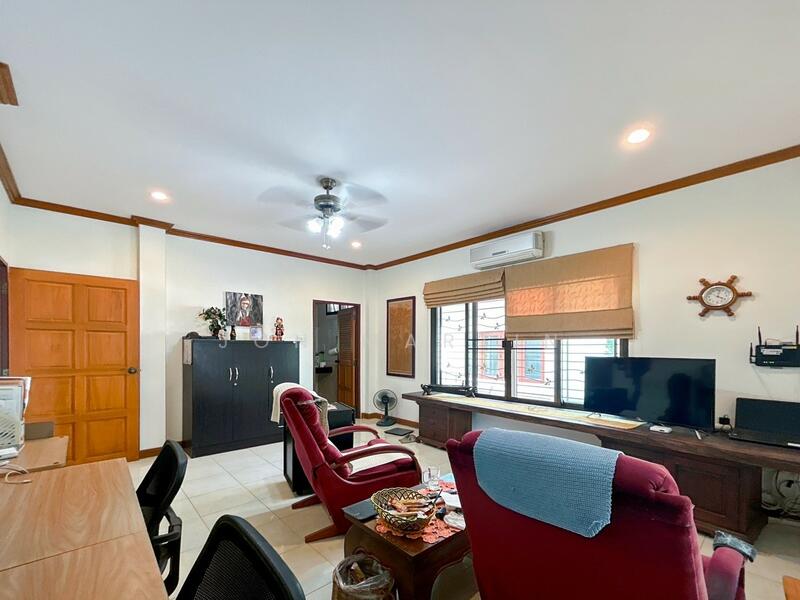 Natural Hill 2, Phetchaburi, Cha-am, Cha-Am, Phetchaburi, 4 Bedrooms, 206 sqm, Villa For Sale, by Jon Martin, 60184379 - DDproperty.com