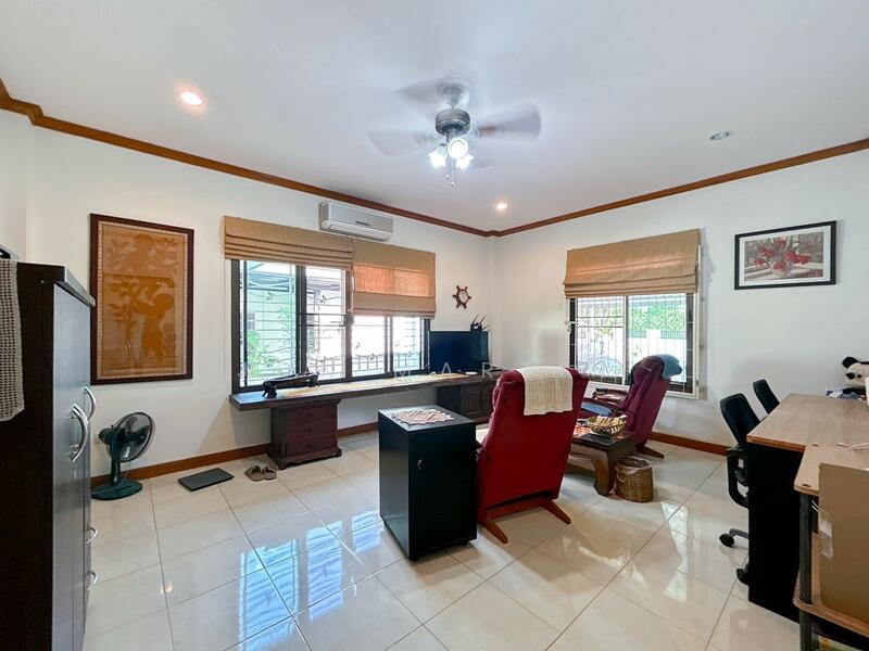 Natural Hill 2, Phetchaburi, Cha-am, Cha-Am, Phetchaburi, 4 Bedrooms, 206 sqm, Villa For Sale, by Jon Martin, 60184379 - DDproperty.com