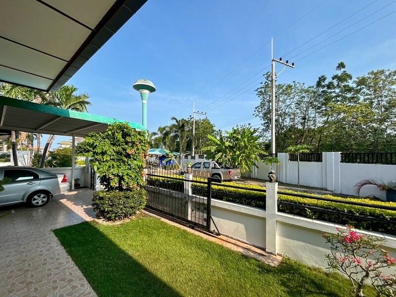 Natural Hill 2, Phetchaburi, Cha-am, Cha-Am, Phetchaburi, 4 Bedrooms, 206 sqm, Villa For Sale, by Jon Martin, 60184379 - DDproperty.com
