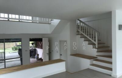 ขาย - ทาวน์เฮาท์ 3-ห้องนอน, กรุงเทพ