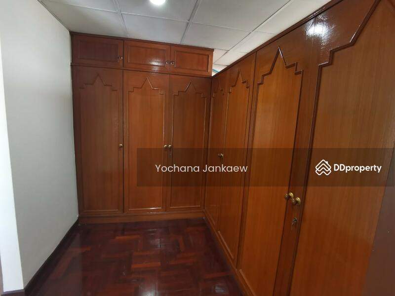 ให้เช่า - Rishi Court : ริชชี่ คอร์ท, กรุงเทพ