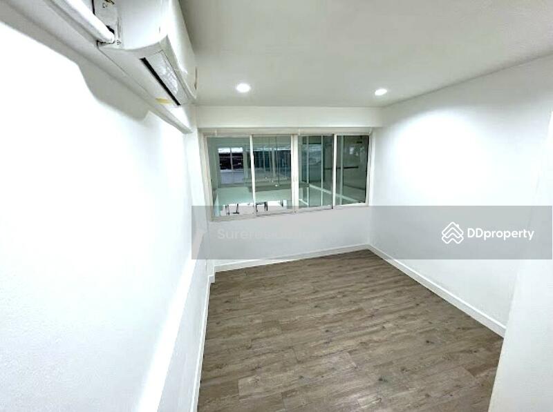 For Rent - Commercial Building for rent, Ratchada-DinDaeng, Bangkok