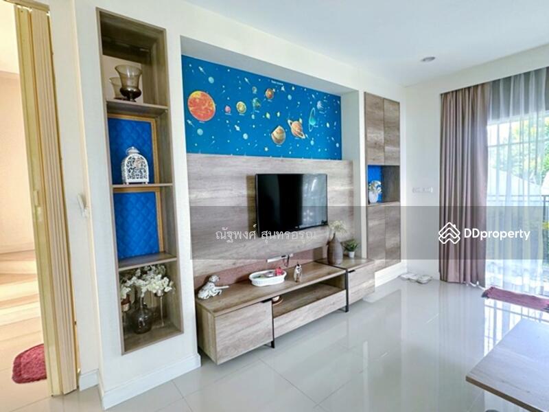 ให้เช่า - พร้อมเฟอร์ฯหรูหรา MRTมีนบุรี 2.1 กม. ร่มเกล้า 4-8 ให้เช่าคฤหาสน์ 2 ชั้น 60ตร.วา., กรุงเทพ