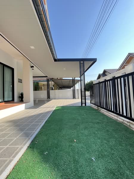 โครงการบ้านสมถวิล 2, Chon Buri (Pattaya), Ta Khian Tia, Bang Lamung (Pattaya), Chon Buri (Pattaya), 3 Bedrooms, 145 sqm, Semi-Detached House (Twin House) For Sale, by ปาริชาติ สันติวรวุฒิ, 60186146 - DDproperty.com