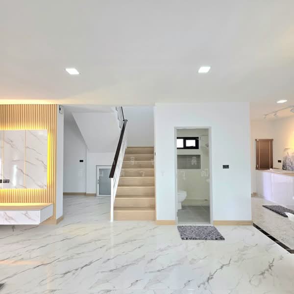 โครงการบ้านสมถวิล 2, ชลบุรี, ตะเคียนเตี้ย, บางละมุง, ชลบุรี, 145 ตร.ม., บ้านแฝด ขาย, โดย ปาริชาติ สันติวรวุฒิ, 60186146 - DDproperty.com