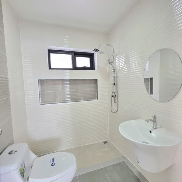 โครงการบ้านสมถวิล 2, ชลบุรี, ตะเคียนเตี้ย, บางละมุง, ชลบุรี, 145 ตร.ม., บ้านแฝด ขาย, โดย ปาริชาติ สันติวรวุฒิ, 60186146 - DDproperty.com