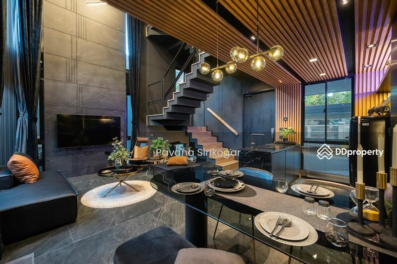 ขาย - 3-Br House near MRT Ratchadaphisek, กรุงเทพ