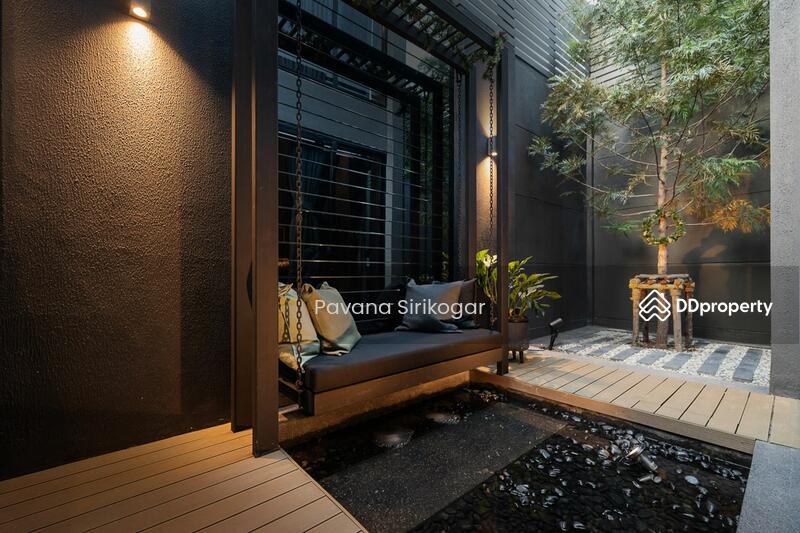 ขาย - 3-Br House near MRT Ratchadaphisek, กรุงเทพ