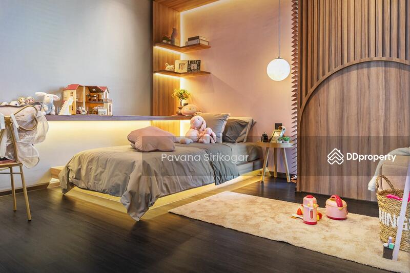 ขาย - 3-Br House near MRT Ratchadaphisek, กรุงเทพ