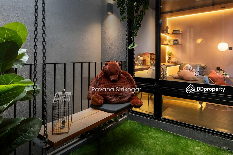 ขาย - 3-Br House near MRT Ratchadaphisek, กรุงเทพ