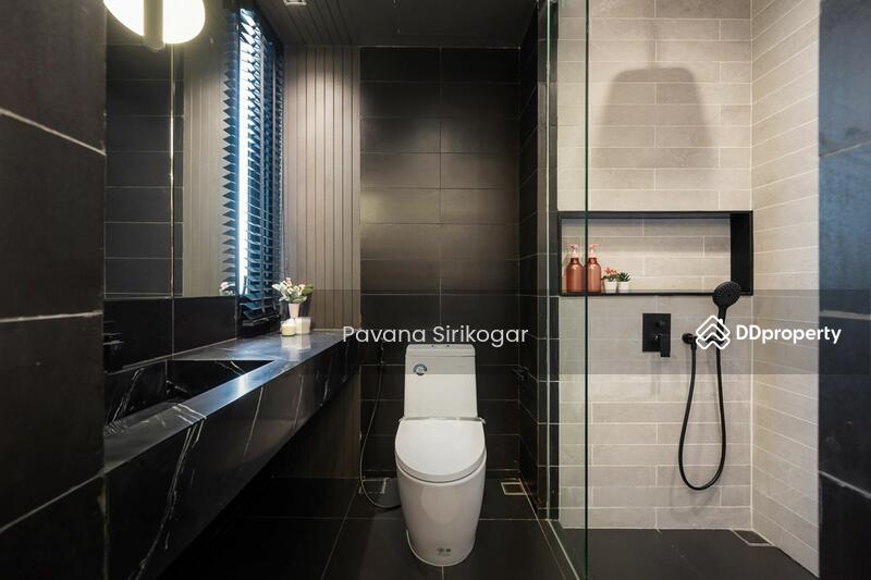 ขาย - 3-Br House near MRT Ratchadaphisek, กรุงเทพ