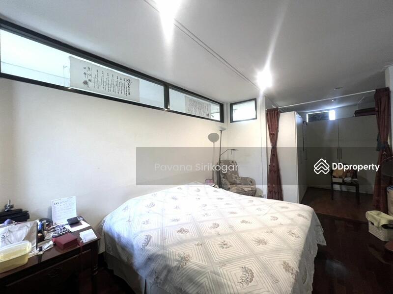 For Sale - 5-Br House near BTS Ari, Bangkok