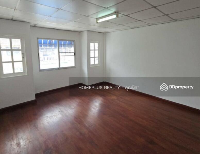 ขาย - ทาวน์เฮ้าส์ 2 ชั้น หมู่บ้านชมเดือน3 ซอยอ่อนนุช59/1 (รีโนเวท), กรุงเทพ