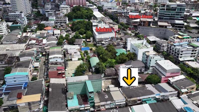 For Sale - สุดคุ้ม ! หลังมุม !! ขายอาคารพาณิชย์ 2 ชั้น ซอยจันทร์ 32 20.5 ตร.วา 2 นอน 1 น้ำ 3 จอด, Bangkok