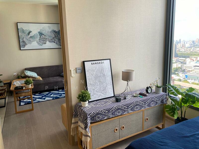 The Esse Asoke, Bangkok, 333 Soi Sukhumvit 21, Sukhumvit Road, Khlongtoei Nua, Watthana, Bangkok, 1 Bedroom, 44 sqm, Condo For Rent, by Tanaporn Phumvilairak, 60187820 - DDproperty.com