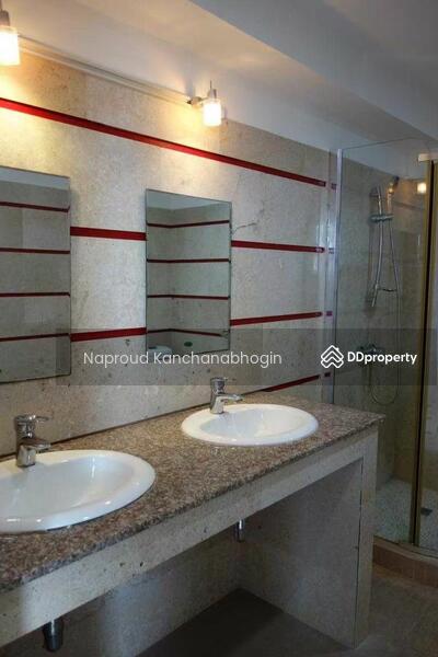 For Sale - Jomtien Beach Paradise Condo, Chon Buri