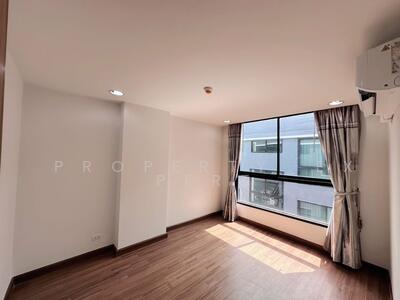 ขาย - Zenith Place Sukhumvit 42: ซีนิธ เพลส สุขุมวิท 42, กรุงเทพ