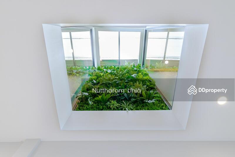 For Sale - 3-Br House near BTS Ekkamai (1020131), Bangkok