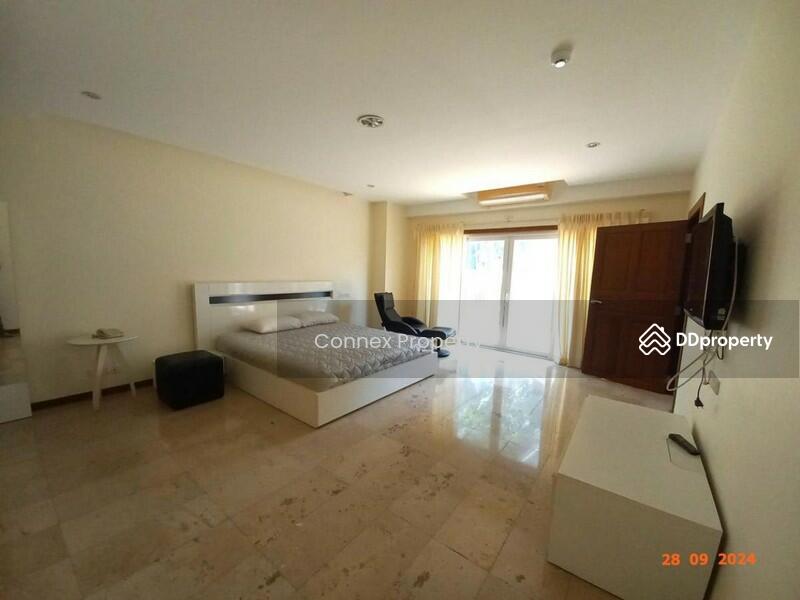 For Sale - Emerald Palace condominiums, Chon Buri