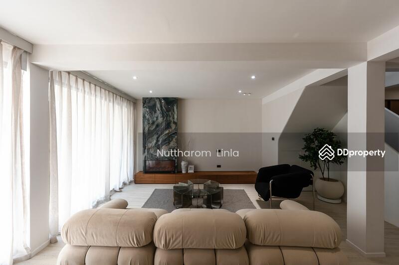 ขาย - 3-Br House near BTS Surasak (2069559), กรุงเทพ