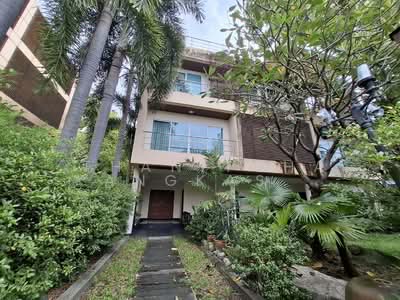 ขาย - อาคารสำนักงาน พร้อมบ้านพักอาศัยและสระว่ายน้ำ สุขุมวิท101 ปุณณวิถี, กรุงเทพ