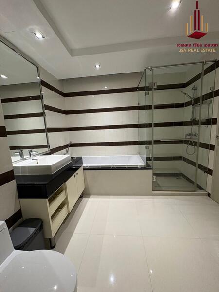 Beverly 33 by Aspira, Bangkok, 33 Sukhumvit Road, Khlong Tan Nua, Watthana, Bangkok, 1 Bedroom, 50 sqm, Condo For Sale, by JSA REAL ESTATE, 60188999 - DDproperty.com