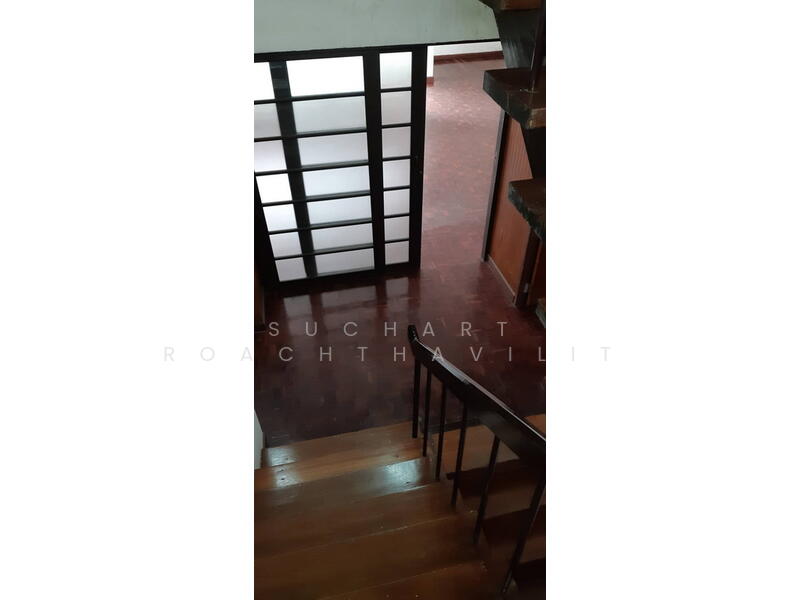 SALE Townhouse 3.5 Story, near BTS Nana & NIST International School, Bangkok, Khlongtoei Nua, Watthana, Bangkok, 5 Bedrooms, 350 sqm, Townhouse For Sale, by Suchart Roachthavilit, 60189282 - DDproperty.com