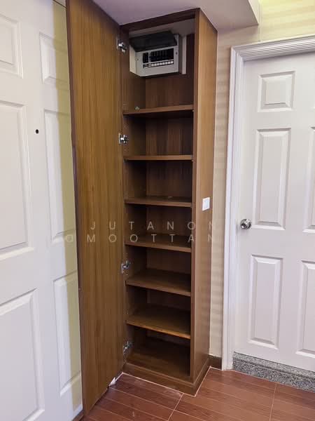 Lumpini Ville Cultural Center, Bangkok, Prachautid Road, Samsen Nok, Huai Khwang, Bangkok, 1 Bedroom, 37 sqm, Condo For Sale, by Jutanon Komoottanaruk, 60189317 - DDproperty.com