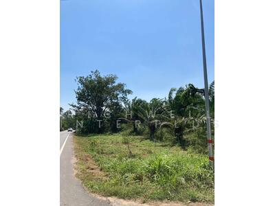 ขาย - ขายที่ดินห้างสูง 18 ไร่ ติดถนน2ด้านซอบอบต.ห้างสูงเส้น4082 ใกล้นิคมเอเชียคลีน-6กม. อ.หนองใหญ่, ชลบุรี