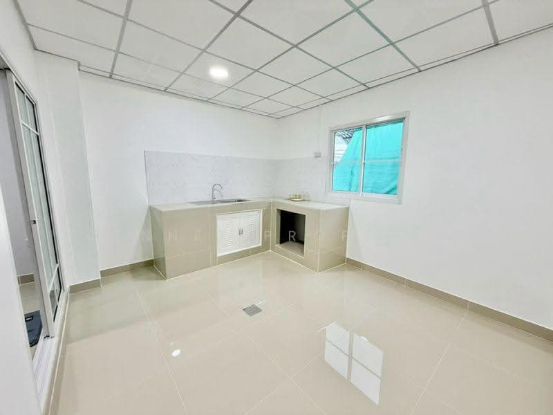 Baan Pichada Baan Kluay-Sai Noi : บ้านพิชาดา บ้านกล้วย-ไทรน้อย, นนทบุรี, พิมลราช, บางบัวทอง, นนทบุรี, 90 ตร.ม., ทาวน์เฮ้าส์ ขาย, โดย Connex Property, 60190252 - DDproperty.com