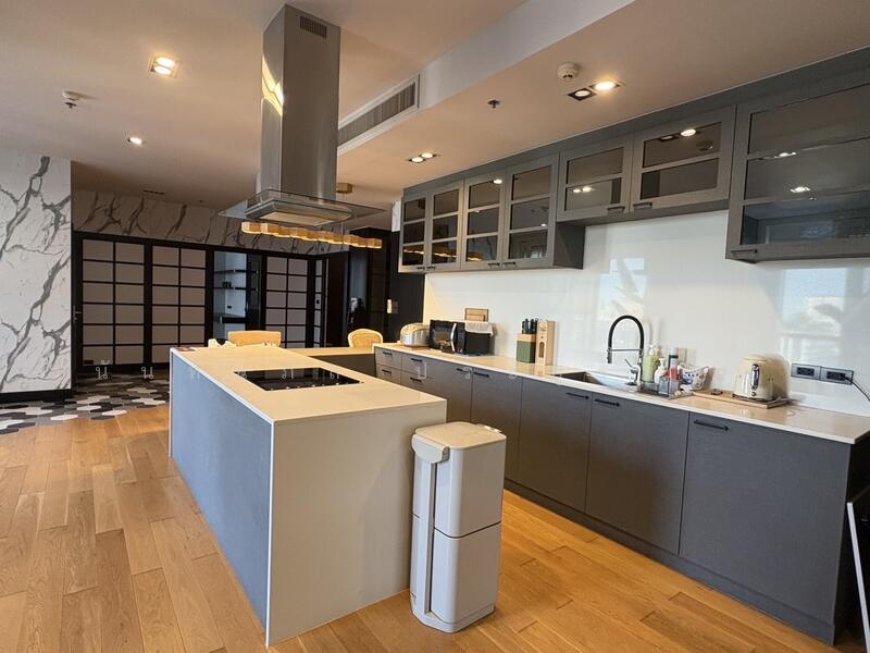 ขาย - HQ Thonglor by Sansiri : เฮชคิว บาย แสนสิริ, กรุงเทพ