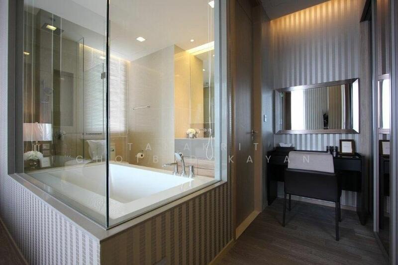 The Esse Asoke, Bangkok, 333 Soi Sukhumvit 21, Sukhumvit Road, Khlongtoei Nua, Watthana, Bangkok, 1 Bedroom, 47 sqm, Condo For Rent, by Tanakrit Chotbuddkayan, 60190490 - DDproperty.com