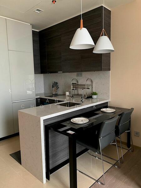 The Esse Asoke, Bangkok, 333 Soi Sukhumvit 21, Sukhumvit Road, Khlongtoei Nua, Watthana, Bangkok, 1 Bedroom, 47 sqm, Condo For Rent, by Tanakrit Chotbuddkayan, 60190490 - DDproperty.com