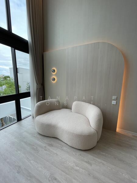 VIVE Krungthep Kreetha, Bangkok, Krungthep Kreetha Road, Saphan Sung, Saphan Sung, Bangkok, 4 Bedrooms, 421 sqm, Single Detached House For Rent, by Tanapat Sakonsontised, 60190637 - DDproperty.com