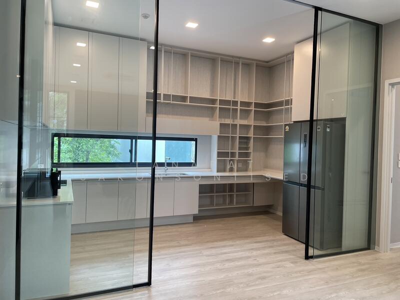 VIVE Krungthep Kreetha, Bangkok, Krungthep Kreetha Road, Saphan Sung, Saphan Sung, Bangkok, 4 Bedrooms, 421 sqm, Single Detached House For Rent, by Tanapat Sakonsontised, 60190637 - DDproperty.com