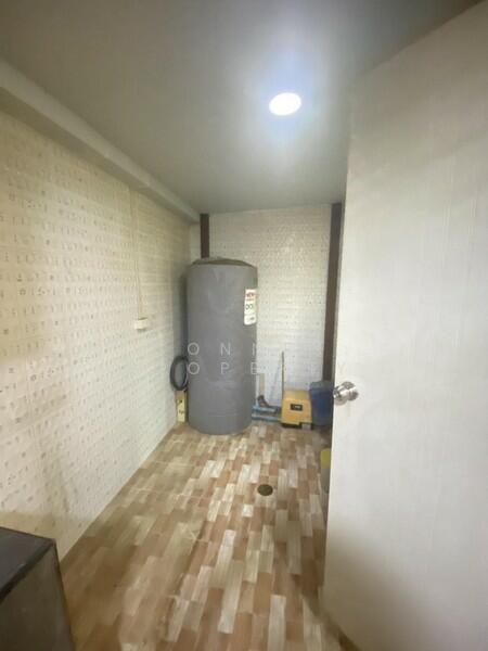 For Sale - โกลเด้น ทาวน์ 2 พระราม 2 Golden Town 2 Rama 2, Samut Sakhon