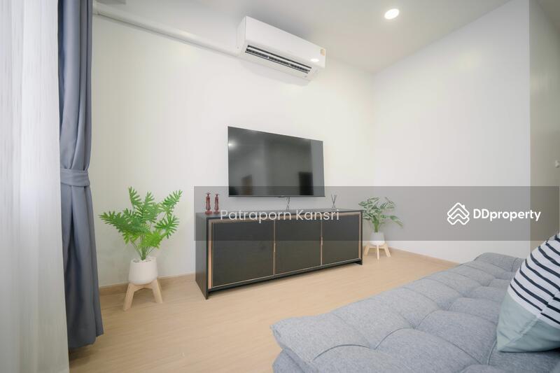 ขาย - 4-Br Townhouse near BTS Saint Louis (1585602), กรุงเทพ