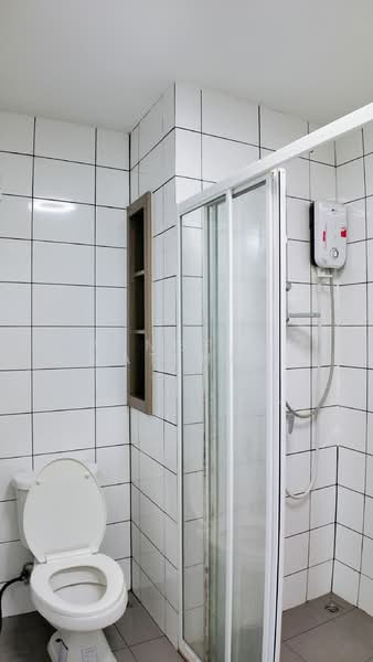 Chapter One ECO Ratchada-Huaikwang, Bangkok, Pracha Uthit Road, Huai Khwang, Huai Khwang, Bangkok, 1 Bedroom, 30 sqm, Condo For Sale, by Pongpan Matkhao, 60191445 - DDproperty.com