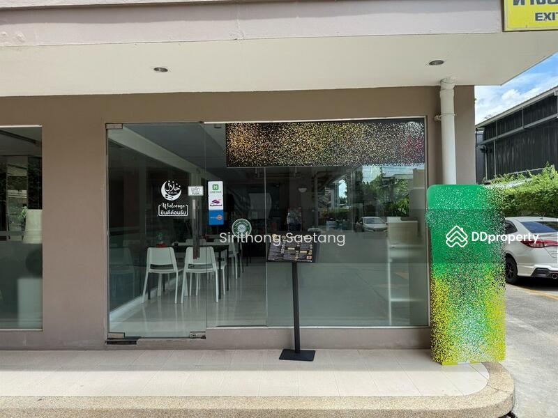 ขาย - เซ้งร้านอาหาร ทำเลทองใจกลางเมืองปากซอยอ่อนนุช 19 พื้นที่ 65 ตรม. ส่วนครัวแยก อุปกรณ์ครบ มีที่จอดรถ, กรุงเทพ