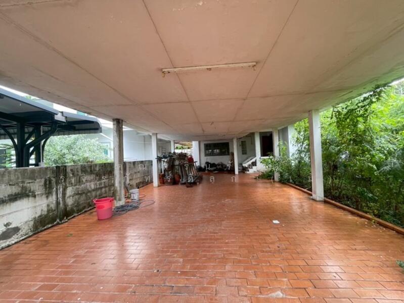 บ้านศรีนครินทร์ หมู่บ้านเอกไพลิน ศรีด่าน 6 บางนา ถ.ศรีนครินทร์ ซ.ศรีด่าน6 ต.บางแก้ว, Samut Prakan, ศรีนครินทร์, Bang Kaeo, Bang Plee, Samut Prakan, 4 Bedrooms, 198 sqm, Single Detached House For Sale, by คุณสรินรัตน์ รุจิรภัทร์ดิลก (เม), 60191482 - DDproperty.com