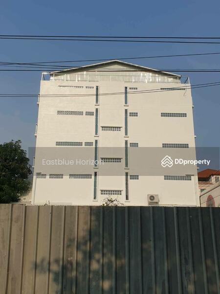 ให้เช่า - Shophouse area sukhumvit, กรุงเทพ