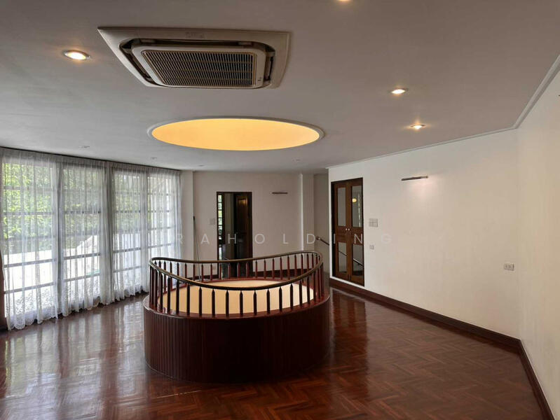 ซอยปรีดีพนมยงค์ 14, Bangkok, - -, Phra Kanong Nua, Watthana, Bangkok, 4 Bedrooms, 800 sqm, Single Detached House For Rent, by eraholding, 60191995 - DDproperty.com