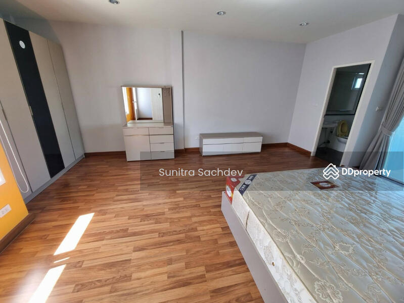 For Rent - The Exclusive Pattanakarn 44, Bangkok