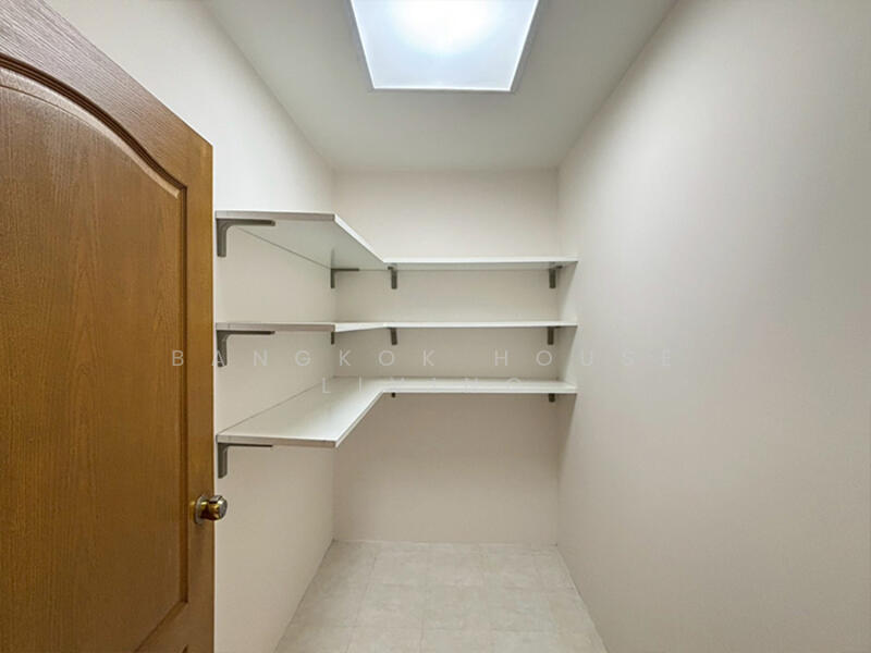 For Rent - Baan Pakapun, Bangkok