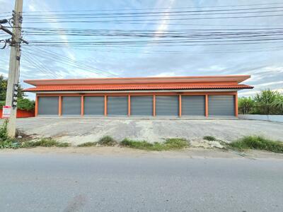 ขาย - ห้องแถวสระกะเทียม นครปฐม, นครปฐม