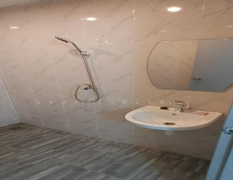 ขาย - Rattanawadi Village หมู่บ้านรัตนาวดี, นนทบุรี