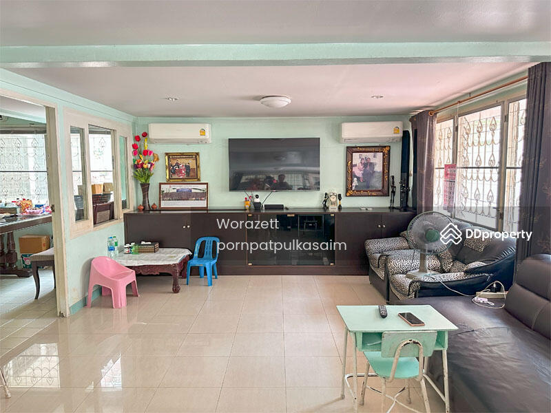 For Sale - Single House at Bang Phlat – Prime Location near Tang Hua Seng & Sanghi Bridge, Only 8.9 MB‼, Bangkok